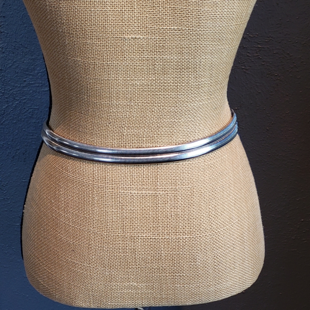 Judith Leiber Vintage 80s Silvertone Double Coil Belt With An Art Deco Buckle - Picture 4 of 13